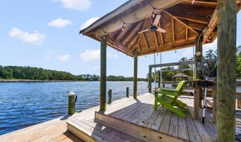 738 Dawson Creek Rd, Arapahoe, NC 28510