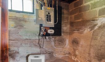 103 Green St, Augusta, ME 04330