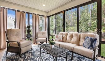 25 Weeping Willow Dr, Bluffton, SC 29910