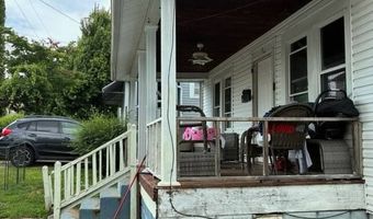 3003 Moore St, Ashland, KY 41101
