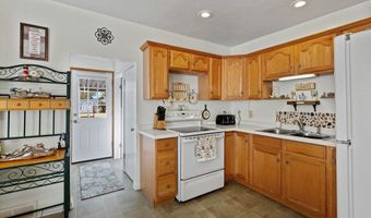 710 Washington St, Algoma, WI 54201