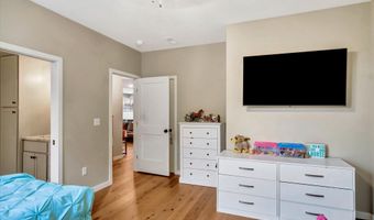 415 S Piper Ave, Ash Grove, MO 65604