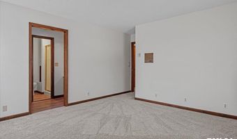 1541 Literberry Triopia Rd, Arenzville, IL 62611