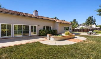 2084 Roberts Pl, Escondido, CA 92029