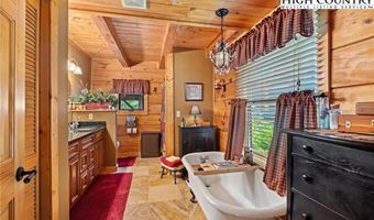 5801 Hickory Nut Gap Rd, Banner Elk, NC 28604