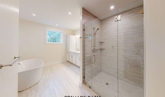 1 Longview Dr 401, Atkinson, NH 03811