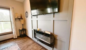 111 Arkansas Ave, Alton, IA 51003