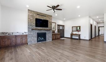 216 Mara Mdws, Athol, ID 83801