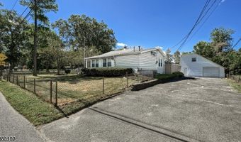 52 Riveredge Rd, Bayonne, NJ 07035