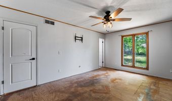 4034 Danbury St, Bel Aire, KS 67220