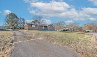 221 Greenland Rd, Anderson, SC 29626