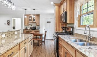 100 SOLAR Ln, Baker, WV 26801