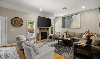 70 Cynthia Rd, Abington, MA 02351