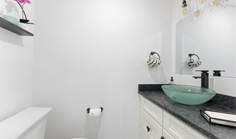 141 30th St, Avalon, NJ 08202