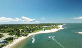 55 Bay View Ave, Amagansett, NY 11930