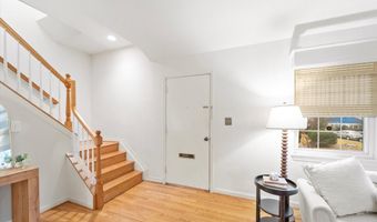 9306 PARKHILL Ter, Bethesda, MD 20814