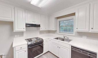 594 Acorn Ln, Brandon, MS 39047