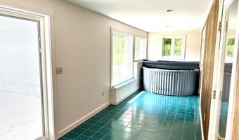 221 Plateau Rd, Calais, VT 05650