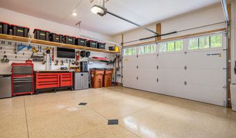 7314 Schoolhouse Dr SE, Ada, MI 49301