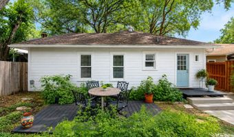 211 MONTCLAIR St, Alamo Heights, TX 78209