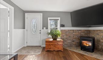 22 Lane St, Bangor, ME 04401