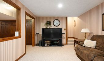 6575 Robin Hood Dr, Indianapolis, IN 46227