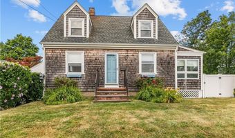 53 Admiral Kalbfus Rd, Newport, RI 02840