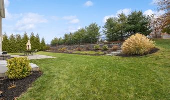 48 Willow St, Cheshire, CT 06410