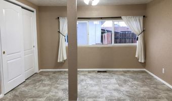 412 Grove St NE, Albuquerque, NM 87108