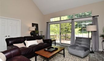 310 Blair Cir, Aurora, OH 44202