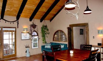 567 A Tune Dr, Arroyo Hondo, NM 87513