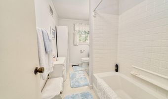 42 Swan Lake Ave, Belfast, ME 04915