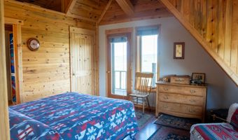 41 MARSH CREEK Rd, Cora, WY 82925