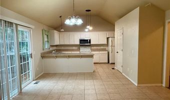2 Radcliffe Dr, Bella Vista, AR 72714