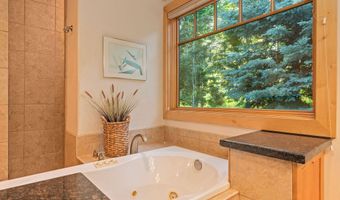 445 ASPEN RIDGE Trl, Alpine, WY 83128