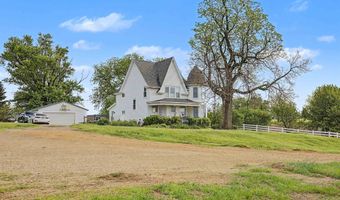 2928 E Stagecoach Trl, Apple River, IL 61001