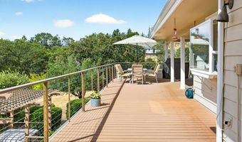 500 Pompadour Dr, Ashland, OR 97520