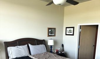1 S Highland Ave 402, Arlington Heights, IL 60005