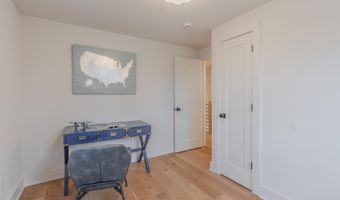 3107 MOSBY St, Alexandria, VA 22305