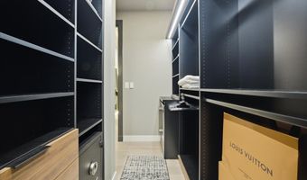 4575 Dean Martin Dr 307, Las Vegas, NV 89103