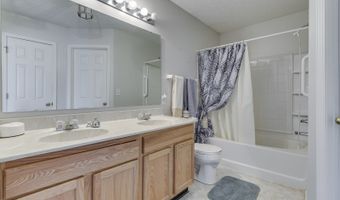 1218 Estuary Dr, Indianapolis, IN 46217