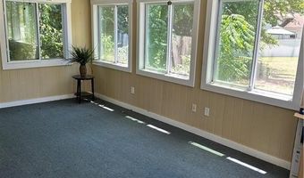 9 Cannon St, Cranston, RI 02920