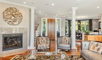 81 Quarry Rd, North Kingstown, RI 02874