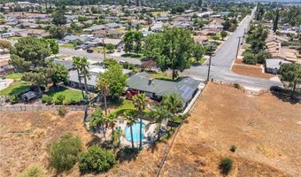 33708 Washington Dr, Yucaipa, CA 92399