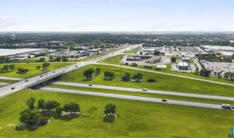 2515 6th St, Brookings, SD 57006