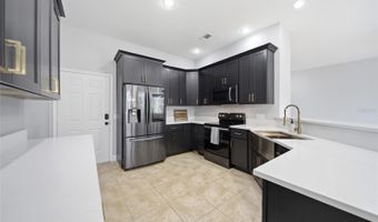 515 VILLA TREVISO Ct, Apollo Beach, FL 33572