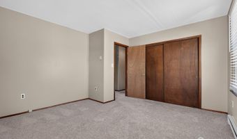 30 W Park Ave, Avenel, NJ 07001