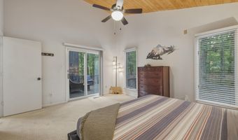 203 BRENDA Ln, Basye, VA 22810