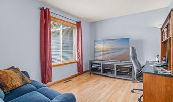 5831 157th Ln NW, Anoka, MN 55303