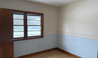 7892 OLD 101 Rd, Armstrong Creek, WI 54103